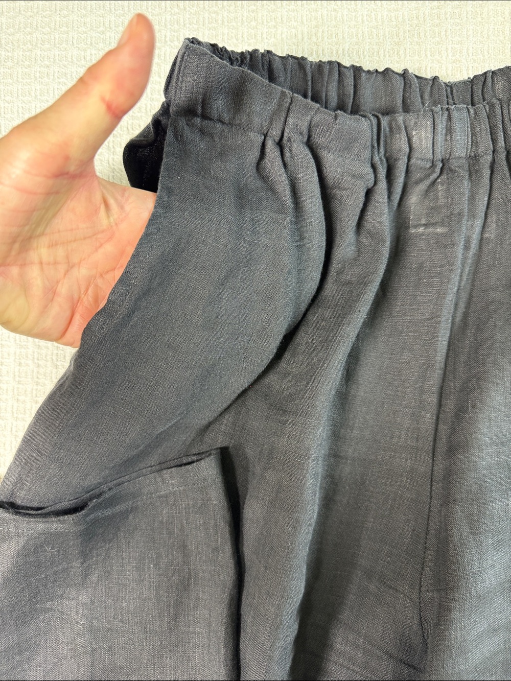 FLAX by Jeanne Engelhart black linen elastic waist cropped pants size small - Picture 5 of 8